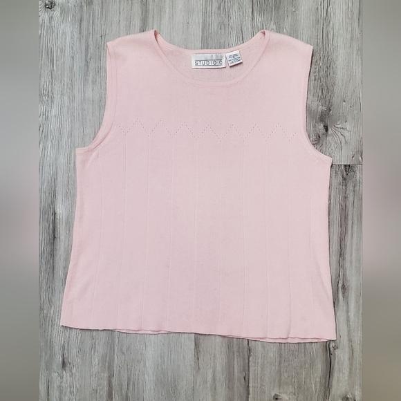 Studio C Ramie & Cotton Pink Sleeveless Ribbed Knit Shell Top Size Medium - Picture 1 of 6